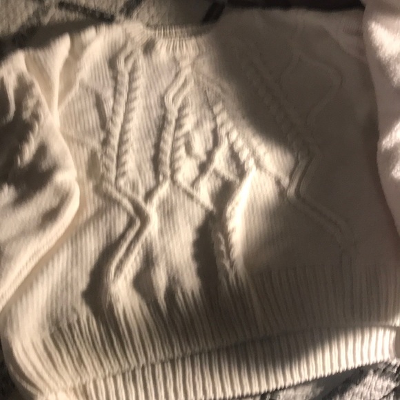 Sweaters - Picture 2 of 3